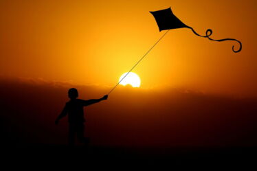 Sonnenuntergang mit Drache